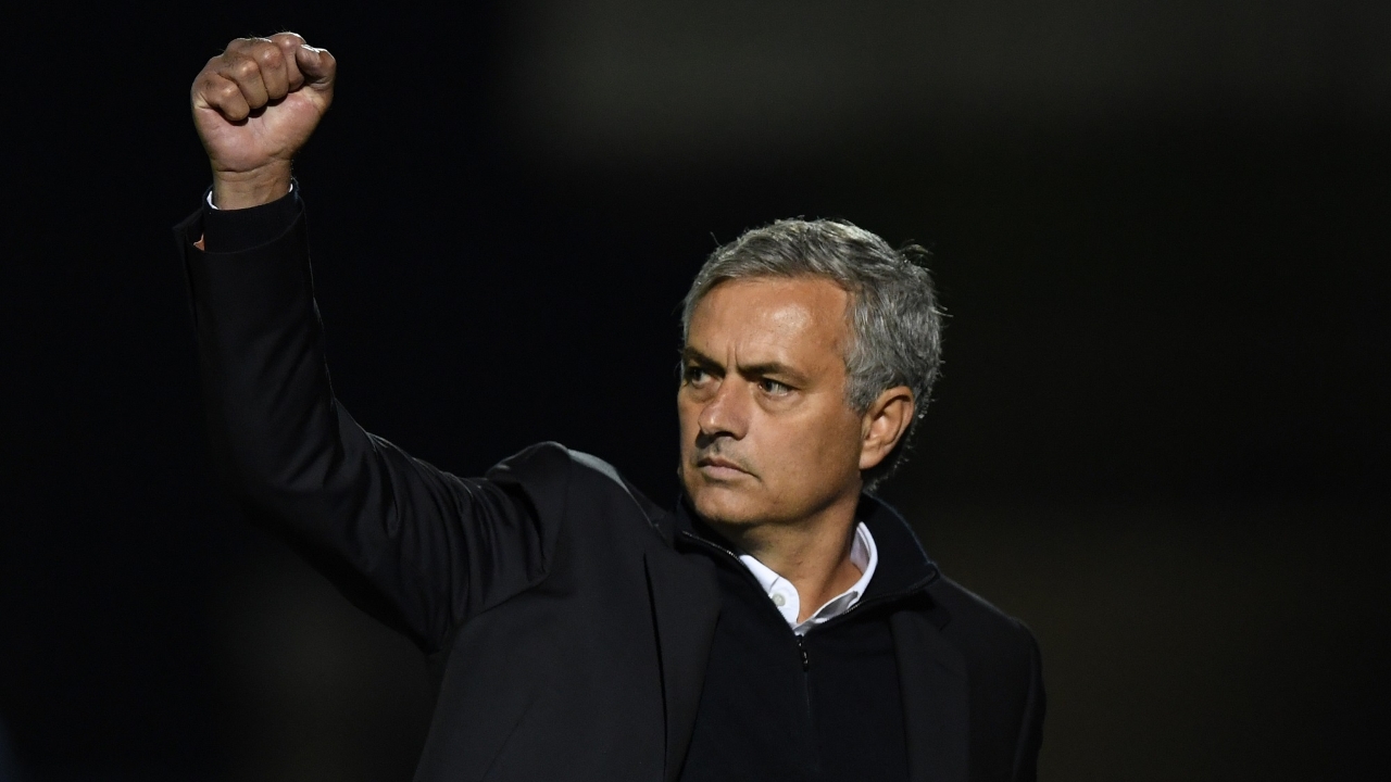 喜忧参半！广东新外援奎恩首秀狂砍27分8板4助攻 力劈篮筐但三分球失准（一喜一忧！广东新援奎恩处子战27分8板4助，攻筐强硬但三分失灵）