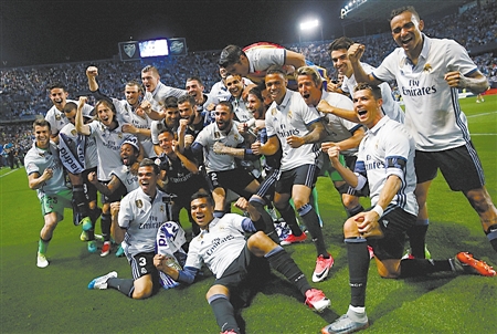 李嗣镕姐弟俩观战足协杯决赛，姐姐晒明媚穿搭，与张稀哲合影（足协杯决赛现场：李嗣镕姐弟看台现身，姐姐晒清新穿搭并与张稀哲合影）