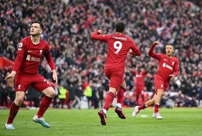 诺伊尔：孔帕尼有很多值得称道的优点；我现在只专注于俱乐部（诺伊尔称赞孔帕尼优点颇多；目前仅专注于俱乐部）