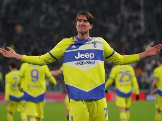 田中碧：库杜斯与塞门约很优秀；现代足球各国的差距越来越小（田中碧称赞库杜斯、塞门约：表现出色；现代足球各国差距日益缩小）